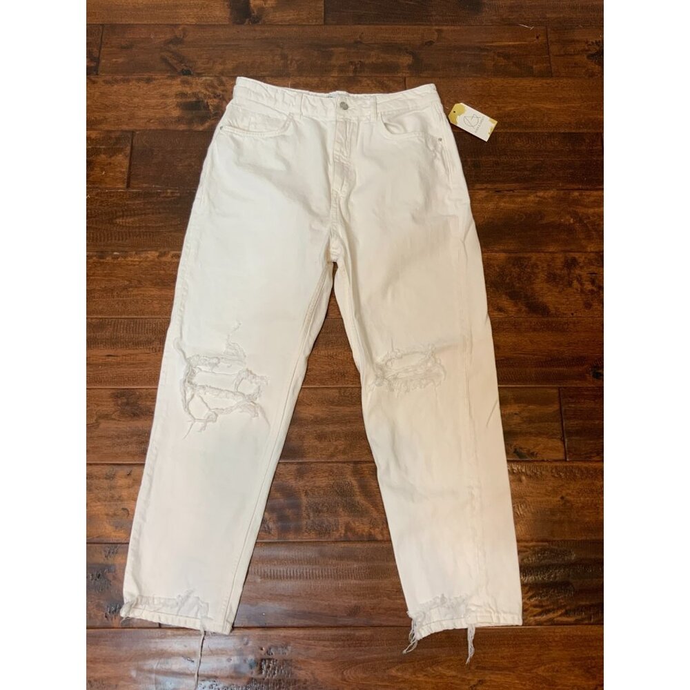 Zara White Denim Distressed Relaxed Straight Leg Jeans, Size 10